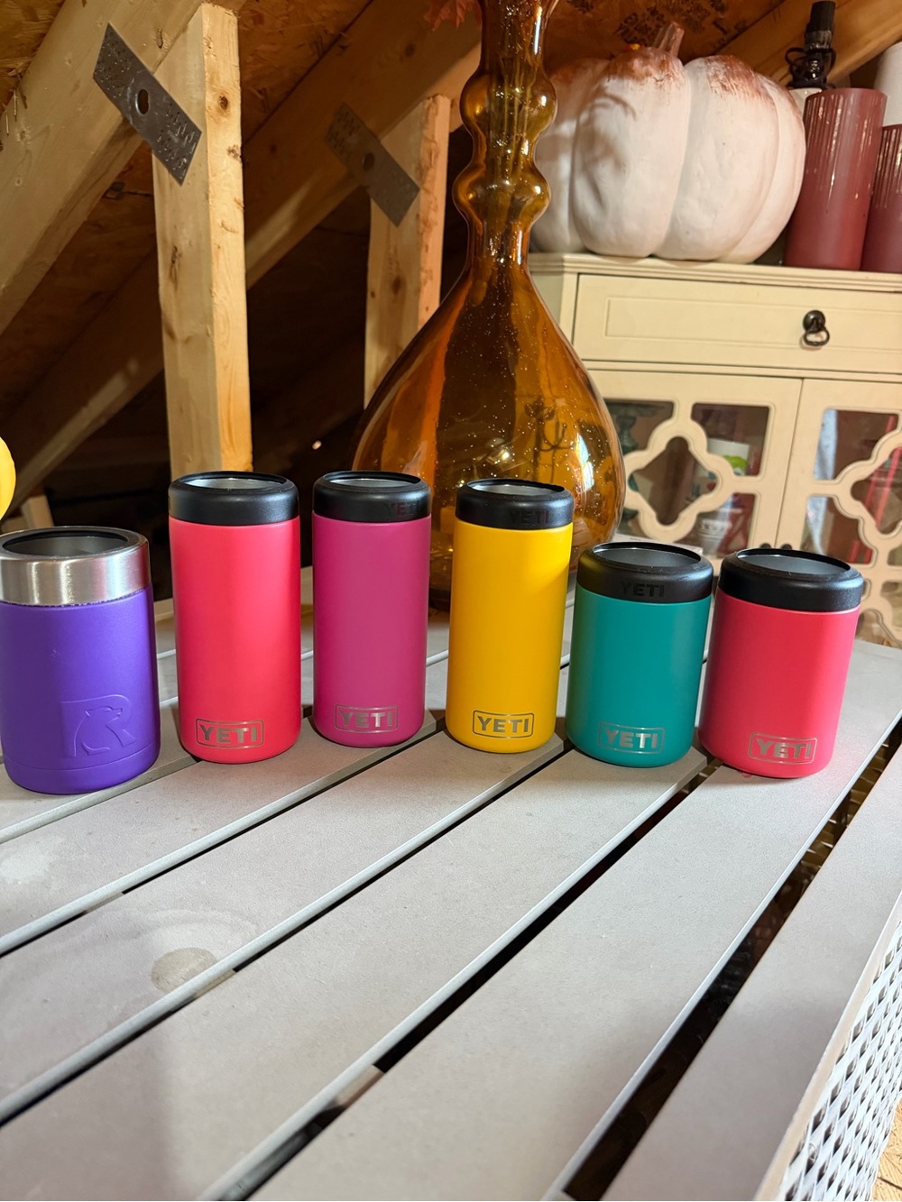 Yeti Colorful Rambler Colster Bundle (Purple is Rtic)